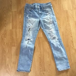 American Eagle Airflex + Jeans. Slim size 28x28   Disressed